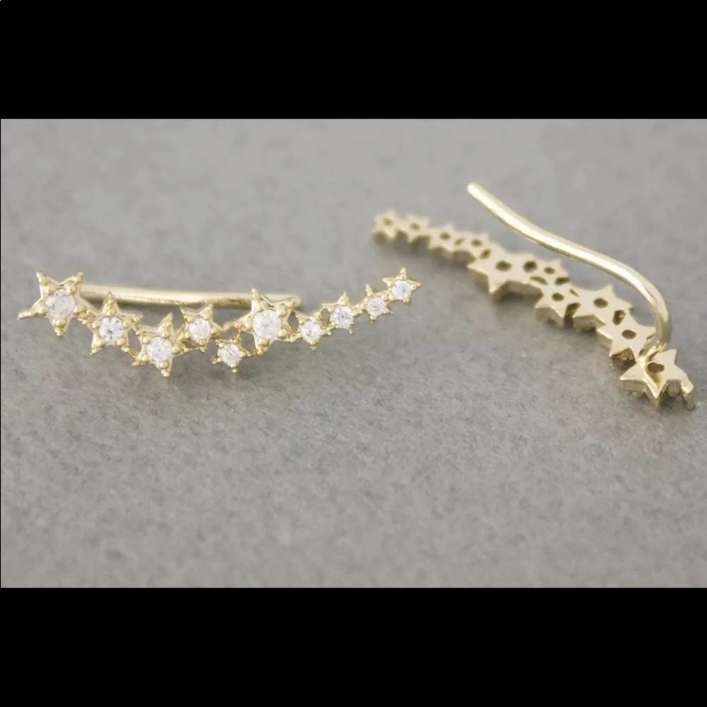 New Star Climber Gold Pierced Earrings